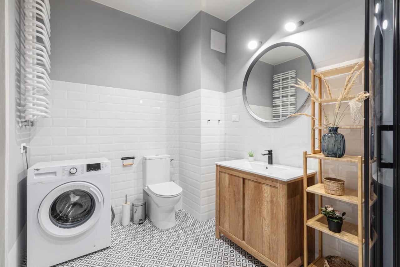 Apartmán Superapart Sierakowskiego 4 Varšava Exteriér fotografie
